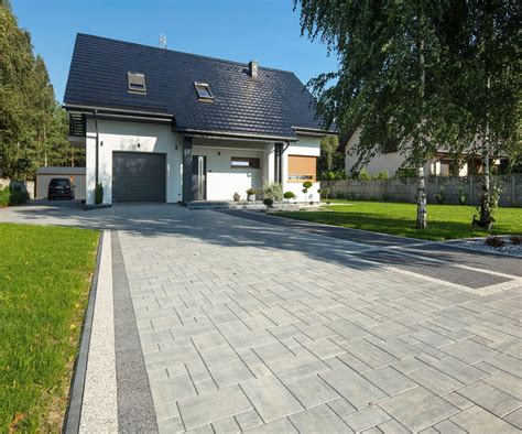 Różnorodne kolekcje kostki brukowej Polbruk