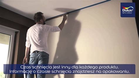 Śnieżnobiała ściana po wygładzeniu gładzią szpachlową