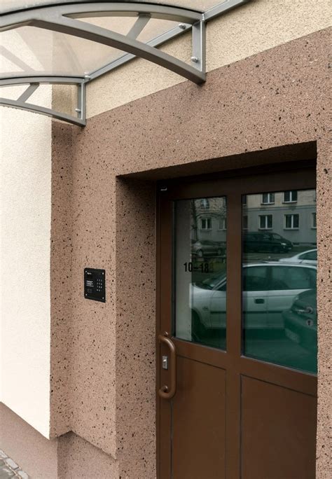Przykład zastosowania tynku mozaikowego na elewacji