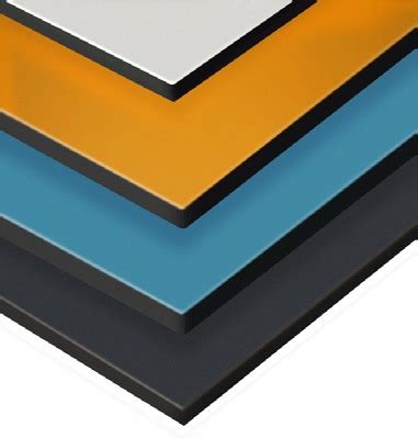 Zbliżenie na strukturę laminatu HPL na panelu splashback