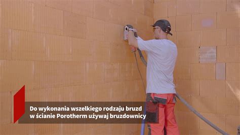 Przedstawienie bruzd wykuwanych w ścianie pod instalację elektryczną