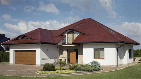 Dom po renowacji dachu z dachówką betonową Braas