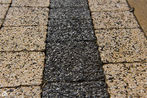 Zbliżenie na fakturę kostki brukowej płukanej