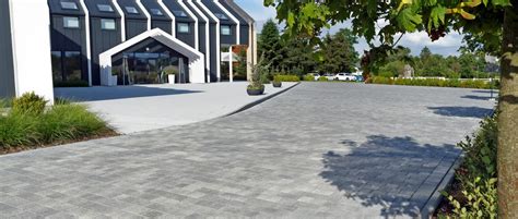 Wizualizacja aranżacji z kostki brukowej Polbruk Trento