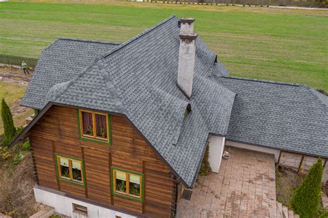 Dach pokryty gontami GAF Timberline HD
