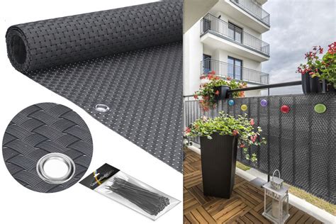 Przykładowe zastosowanie maty technorattanowej na balustradzie