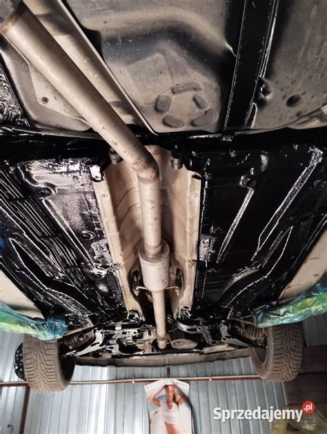 Malowanie podwozia BMW E36 środkiem antykorozyjnym