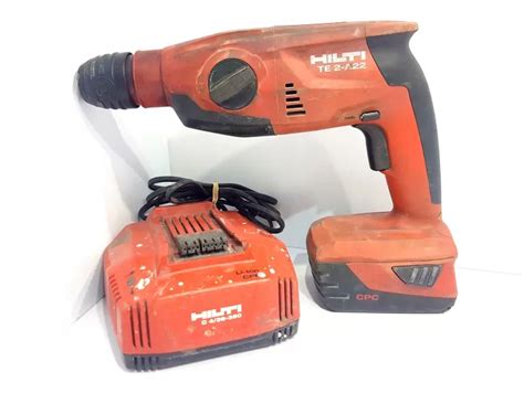 Wiertarka udarowa Hilti TE-2 A22 w akcji