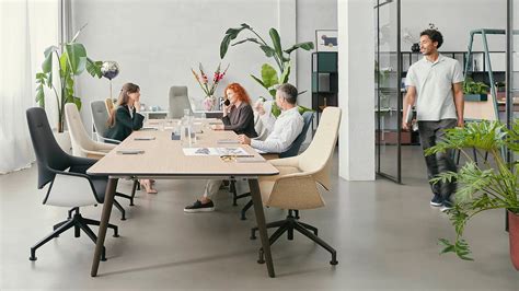 Ergonomia stołu konferencyjnego