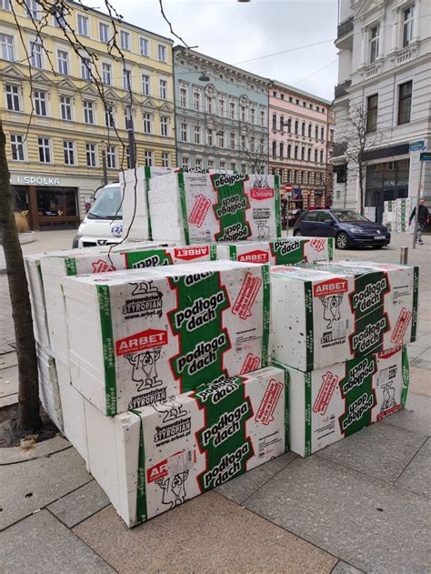 Płyty styropianowe białe i grafitowe