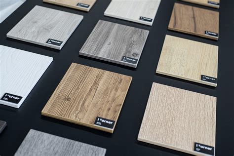 Galeria różnych dekorów laminatu HPL: drewno, kamień, beton, jednolite kolory