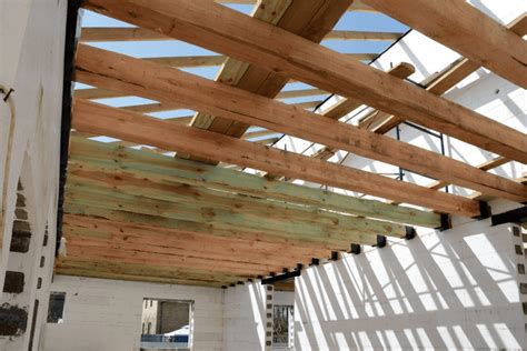 Belki krawędziowe stropowe