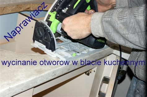 Wyrzynarka wycinająca otwór w blacie kuchennym