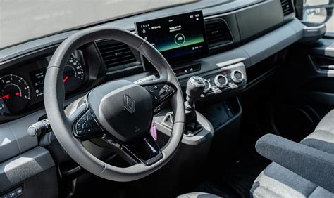 Wnętrze kabiny Renault Master