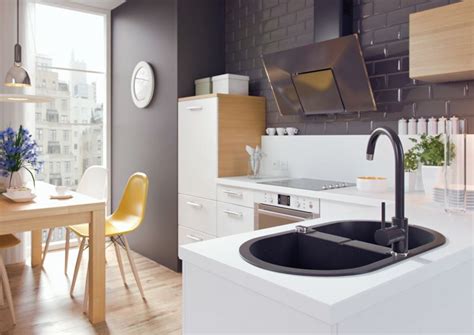 Nowoczesna kuchnia z dwukomorowym zlewozmywakiem granitowym metalik