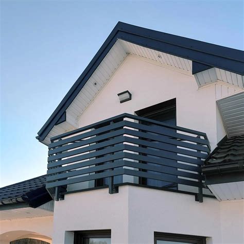 Schemat montażu balustrady balkonowej