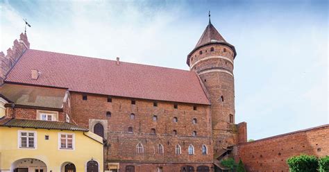 Zamek w Olsztynie nad rzeką Łyną