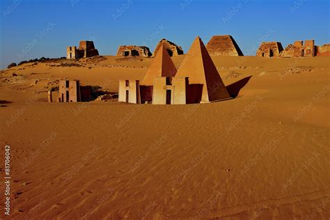Piramidy w Meroe